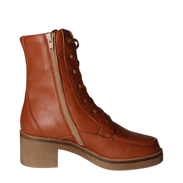 Booties, Cognac