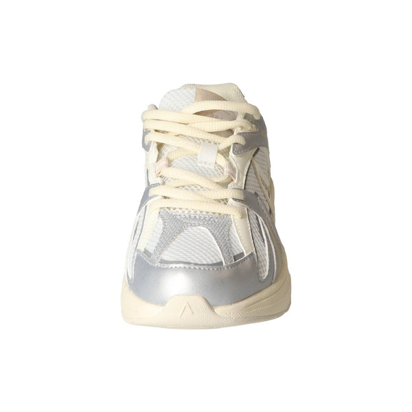 Baskets, beige clair