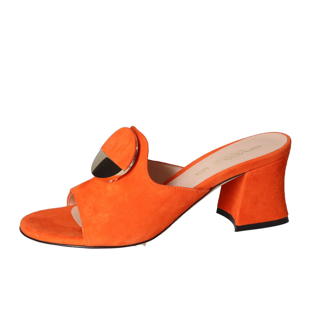 Mules, Orange