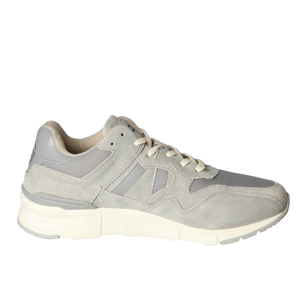 Baskets, gris