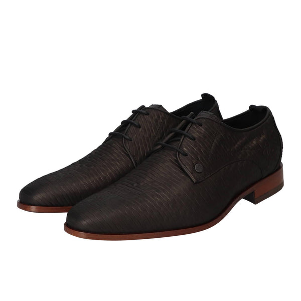Veterschoenen, Zwart