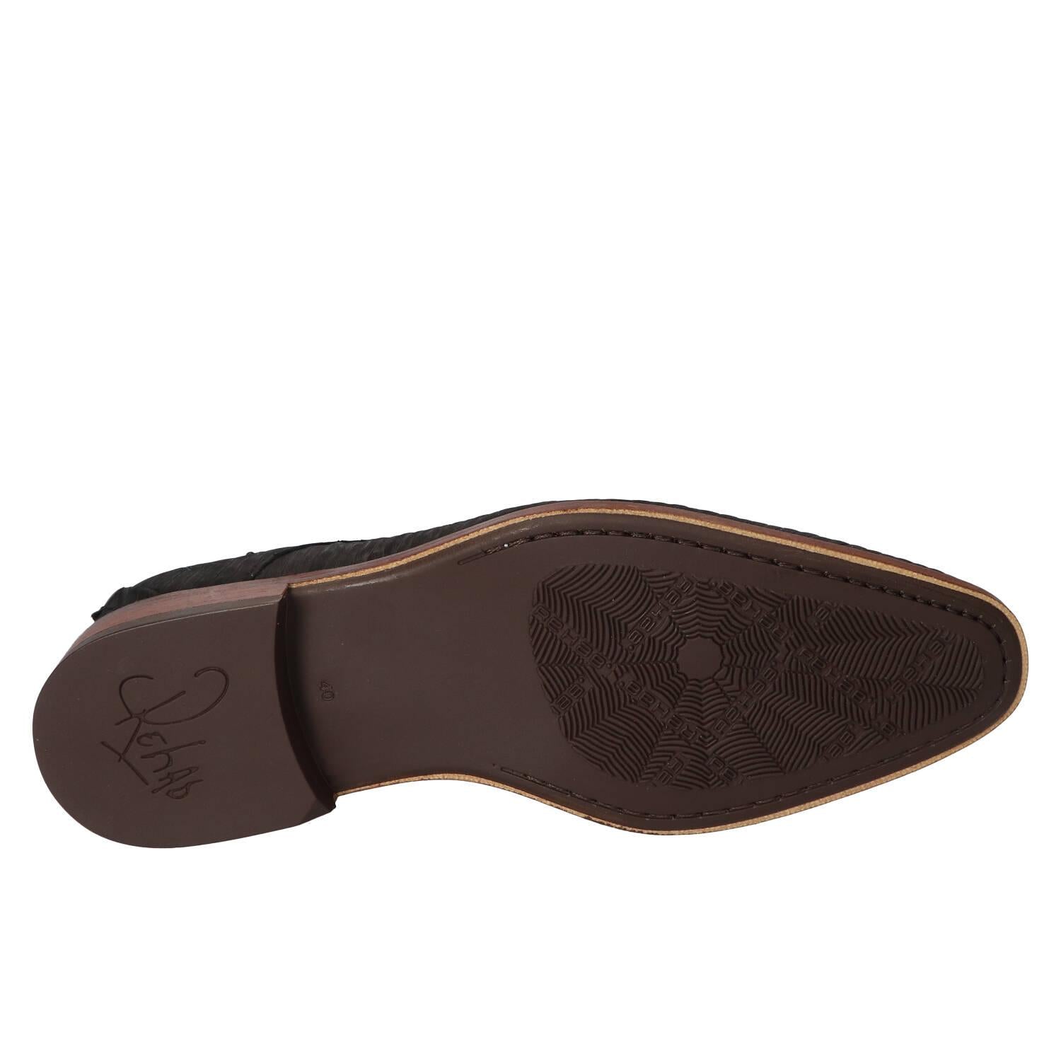 Veterschoenen, Zwart