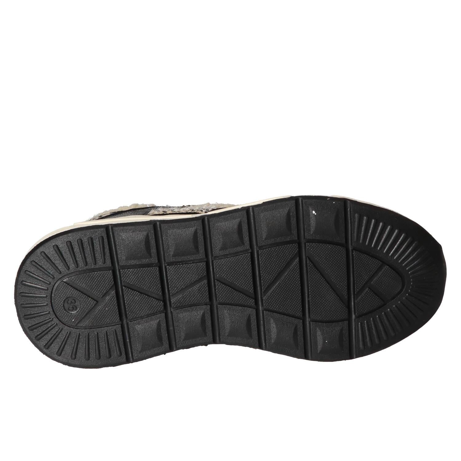 Baskets, noires