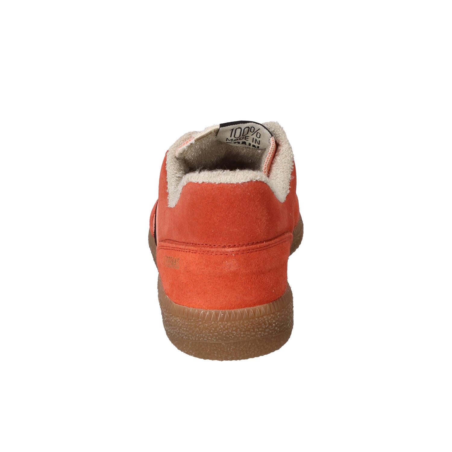 Baskets, orange