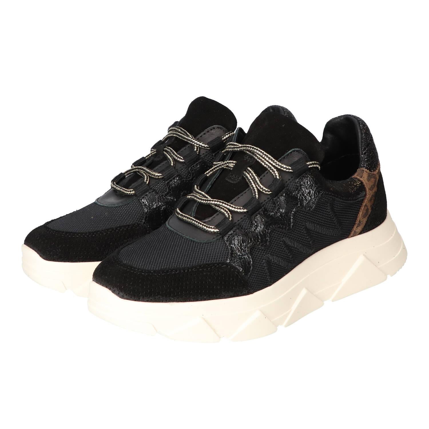 Baskets, noires