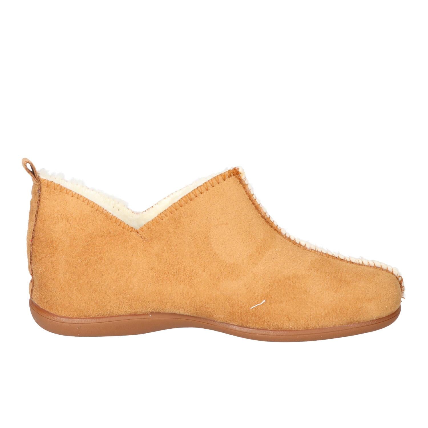 Pantoffels, Cognac