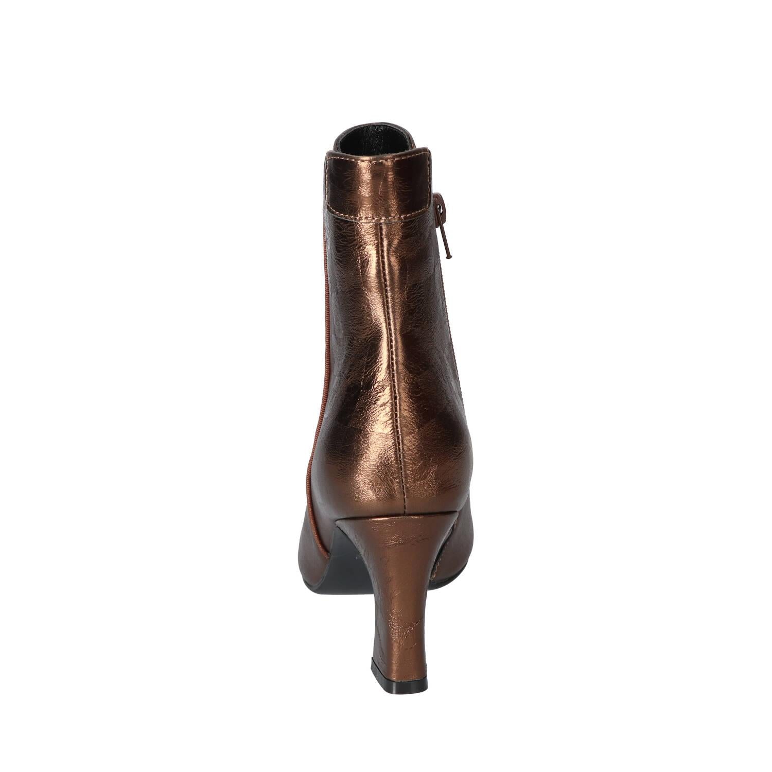 Bottines, Bronze