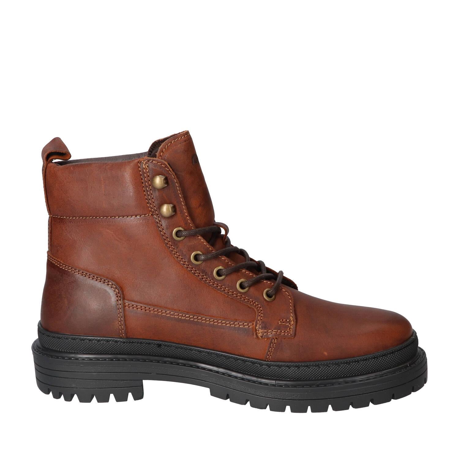 Boots, Cognac