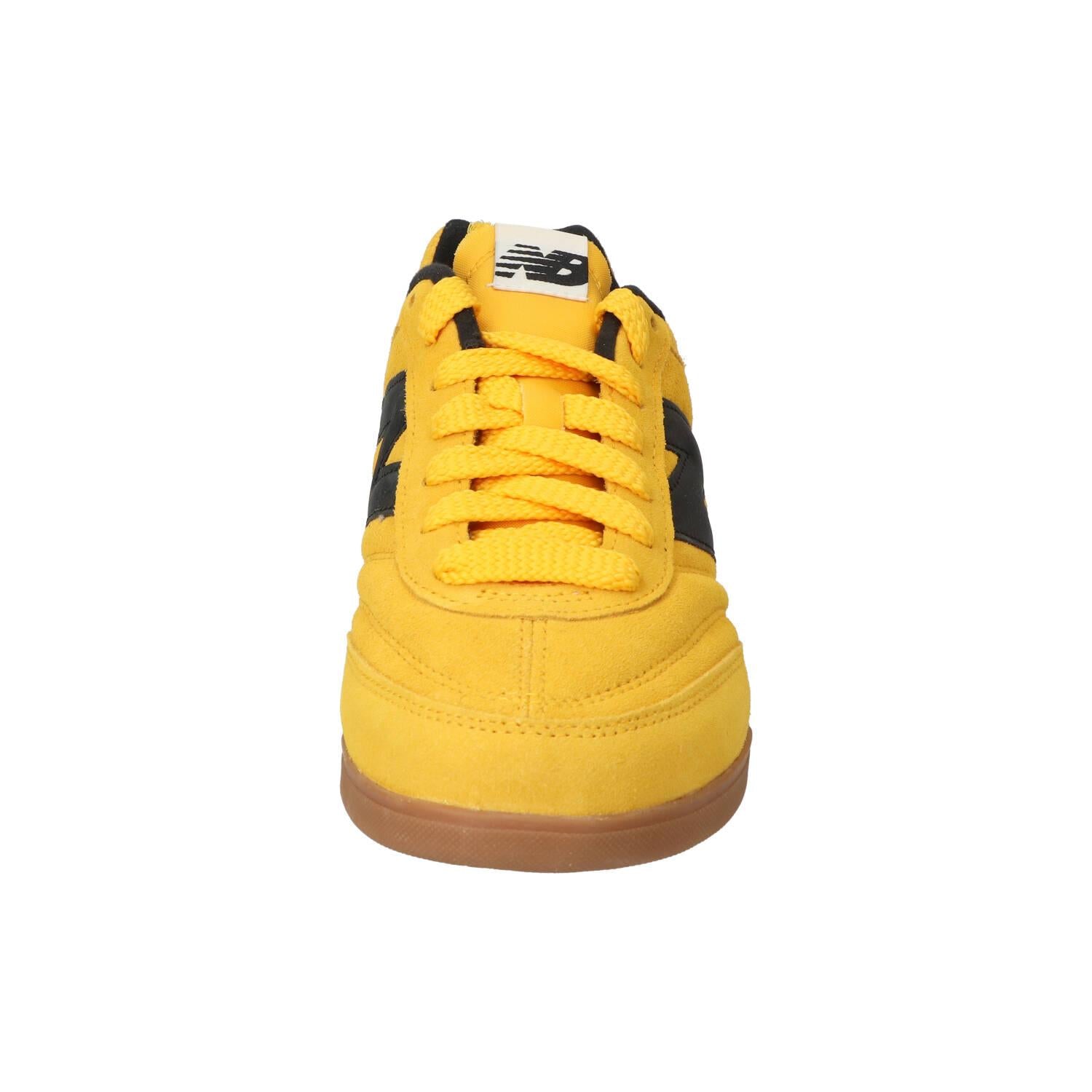 Baskets, jaune