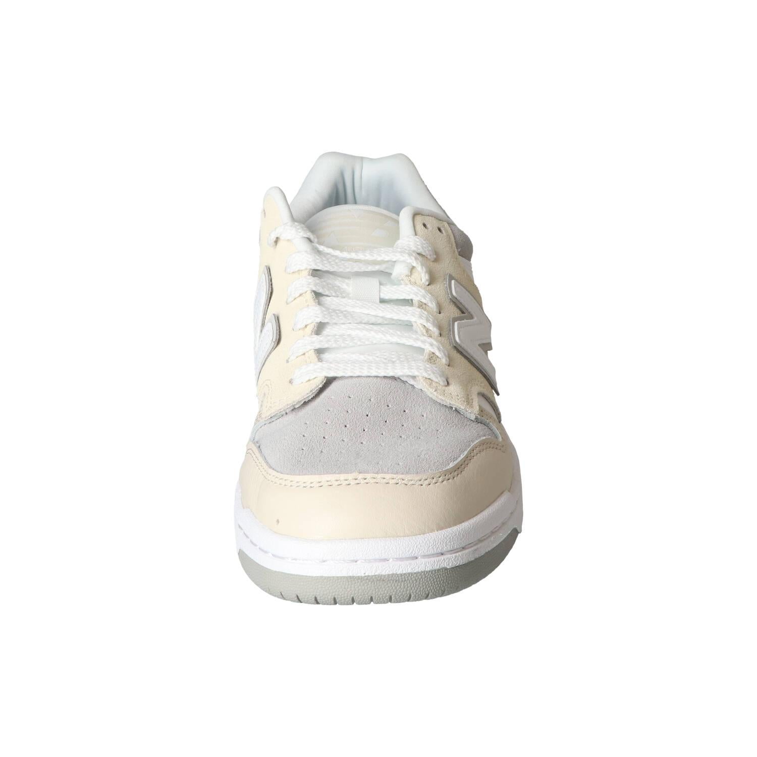 Baskets, beige clair