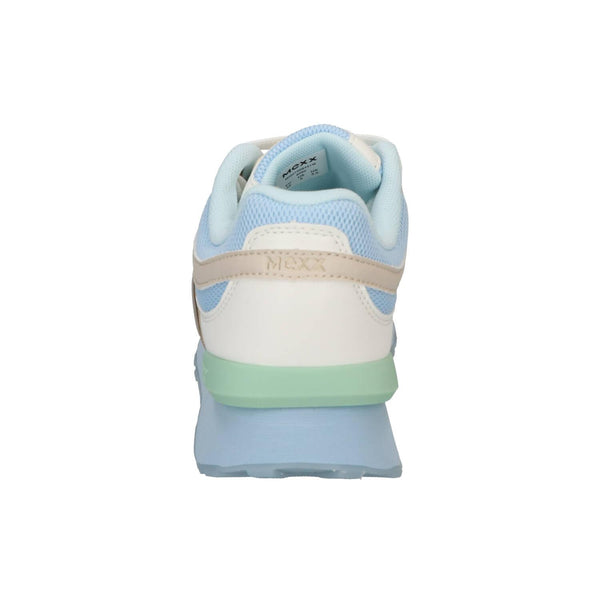 Baskets, bleu clair