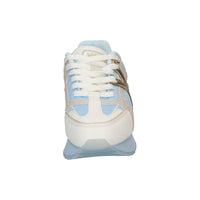 Baskets, bleu clair