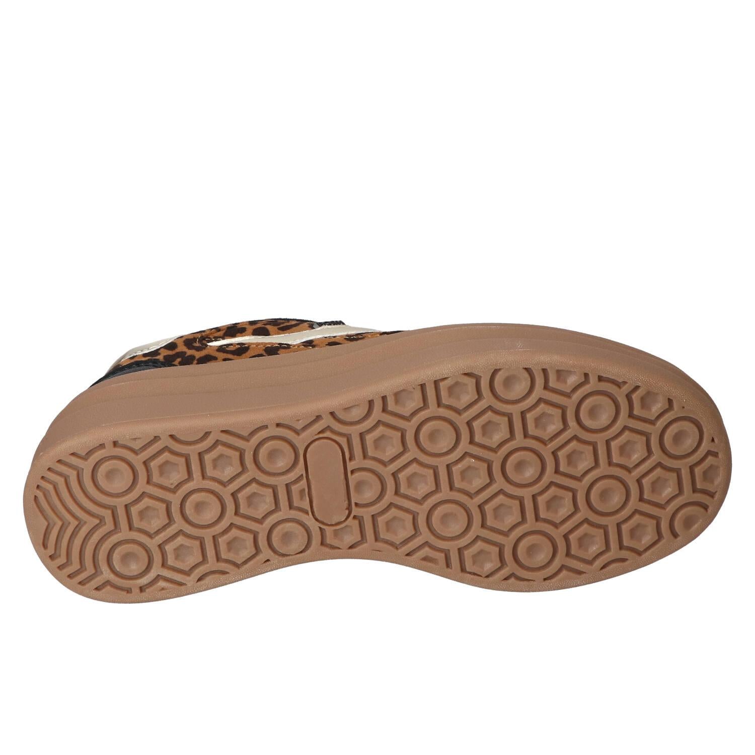 Baskets, noires
