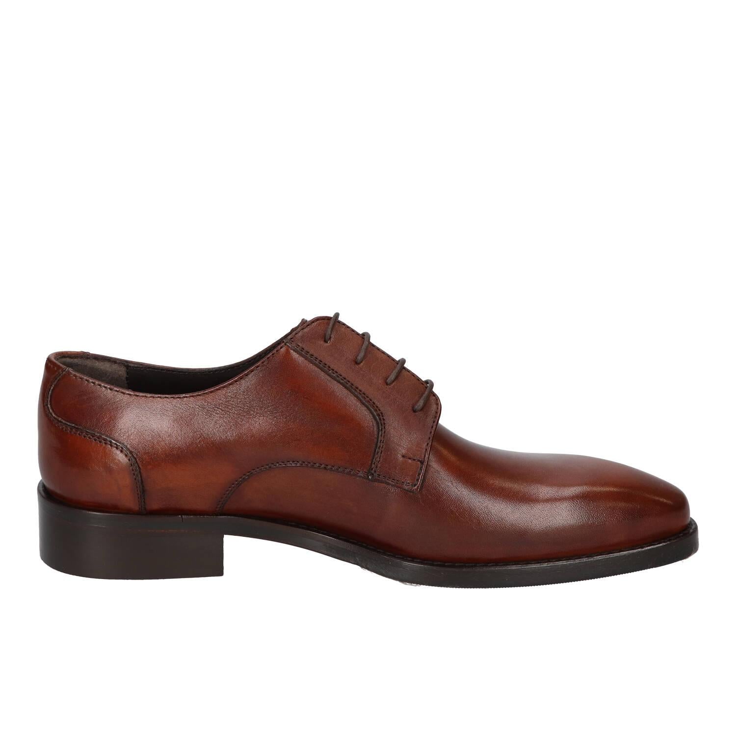 Chaussures à lacets, Cognac