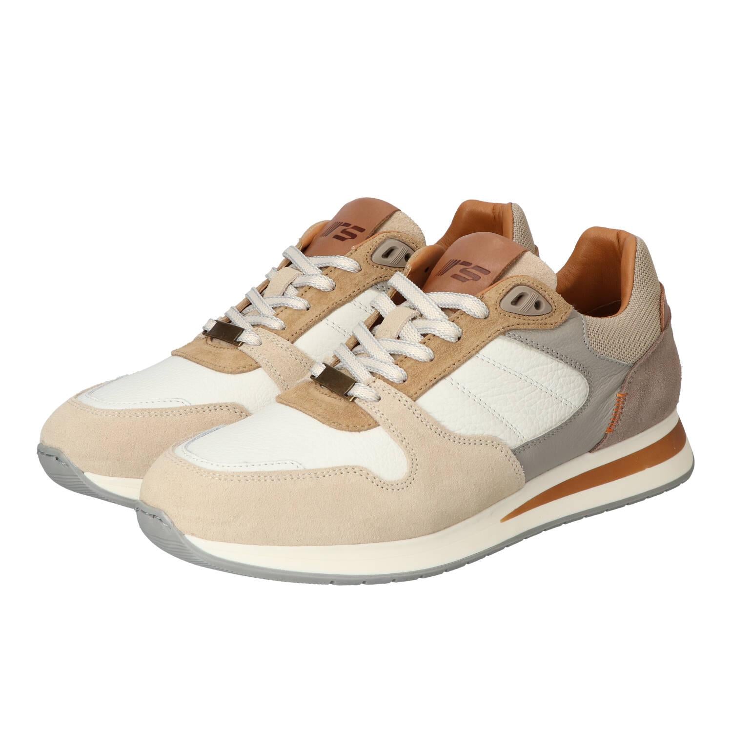 Baskets, beige clair