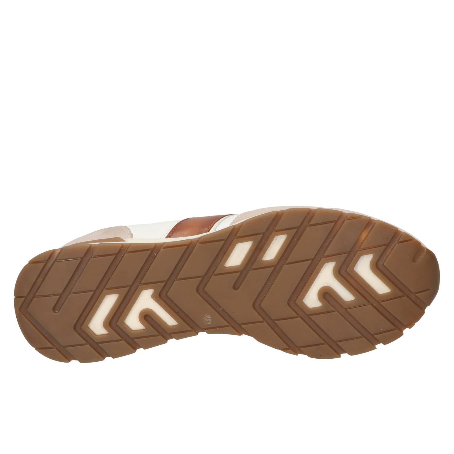 Sneakers, Wit
