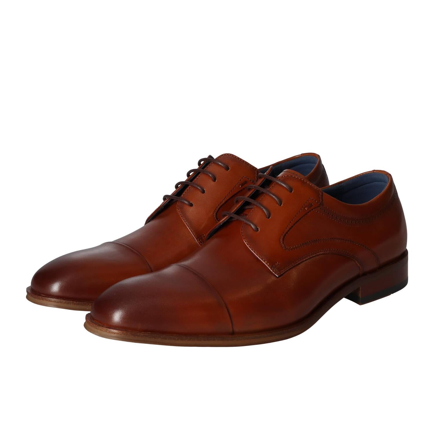 Chaussures à lacets, Cognac