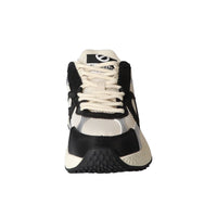 Sneakers, Zwart