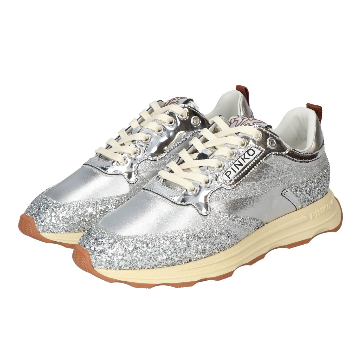 Sneakers, Zilver