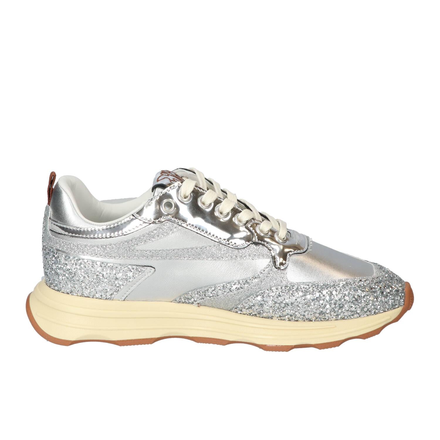 Sneakers, Zilver