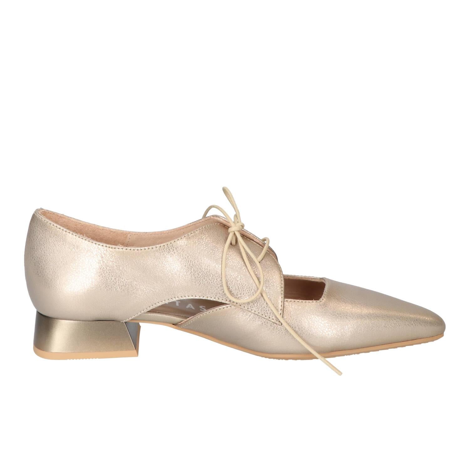 Veterschoenen, Goud