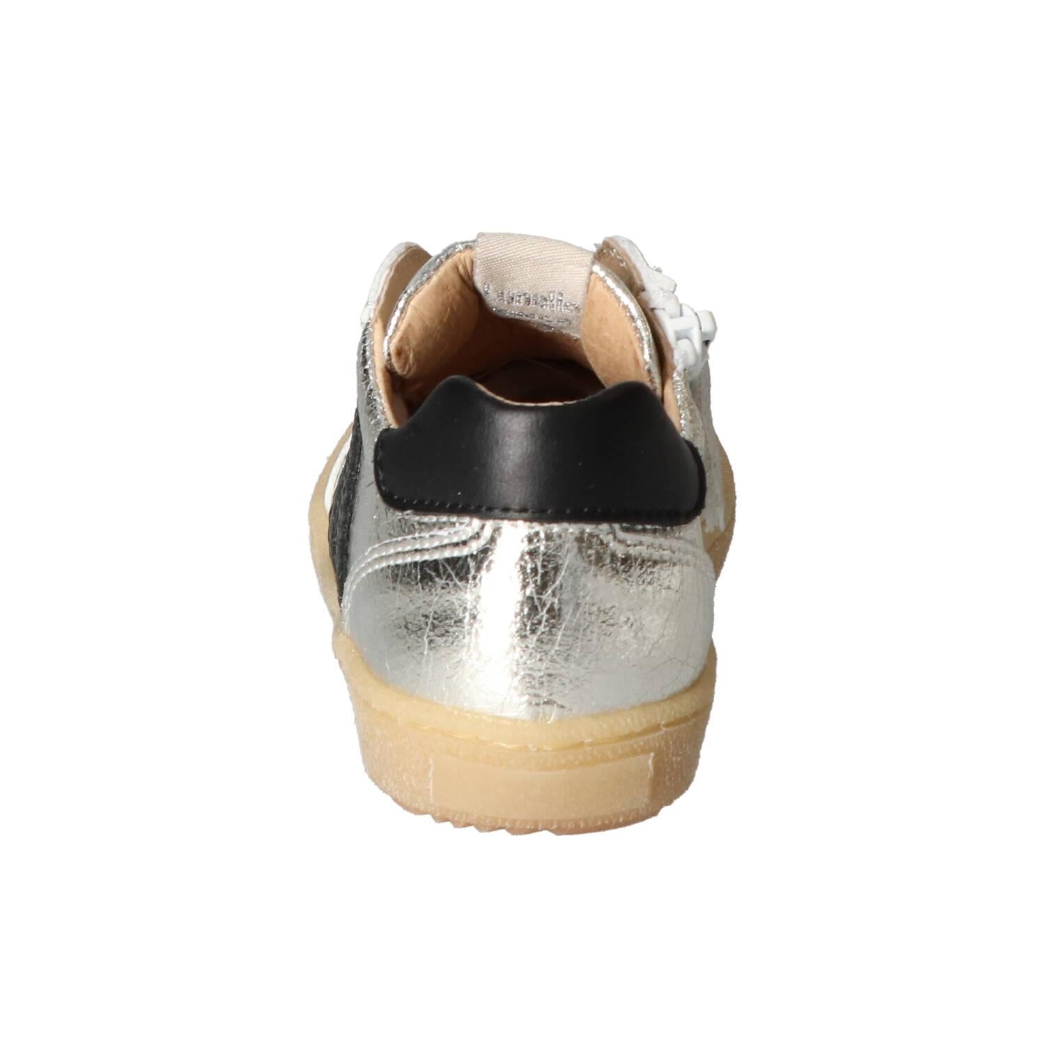 Chaussures à lacets, Argent