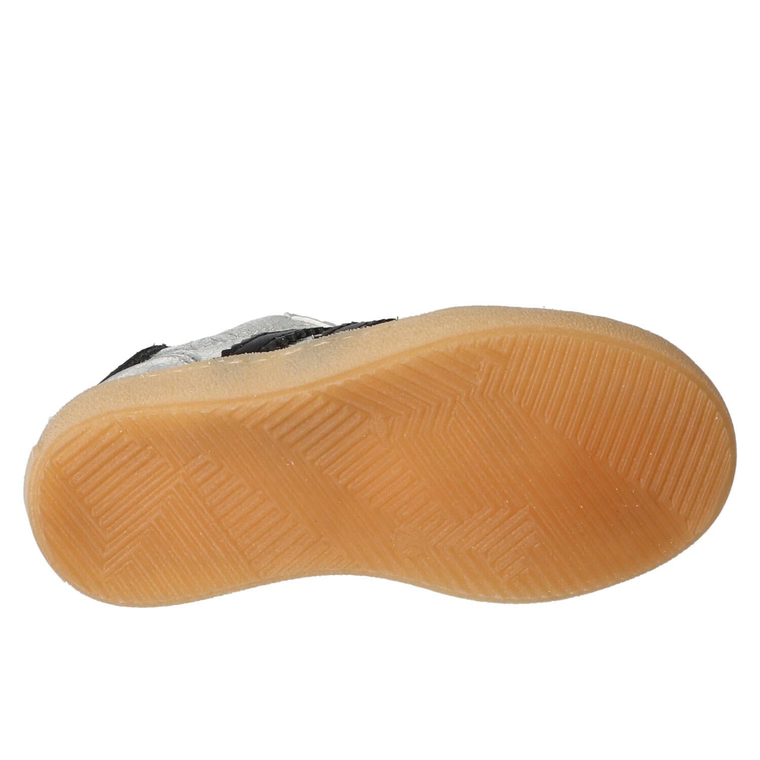 Chaussures à lacets, Argent