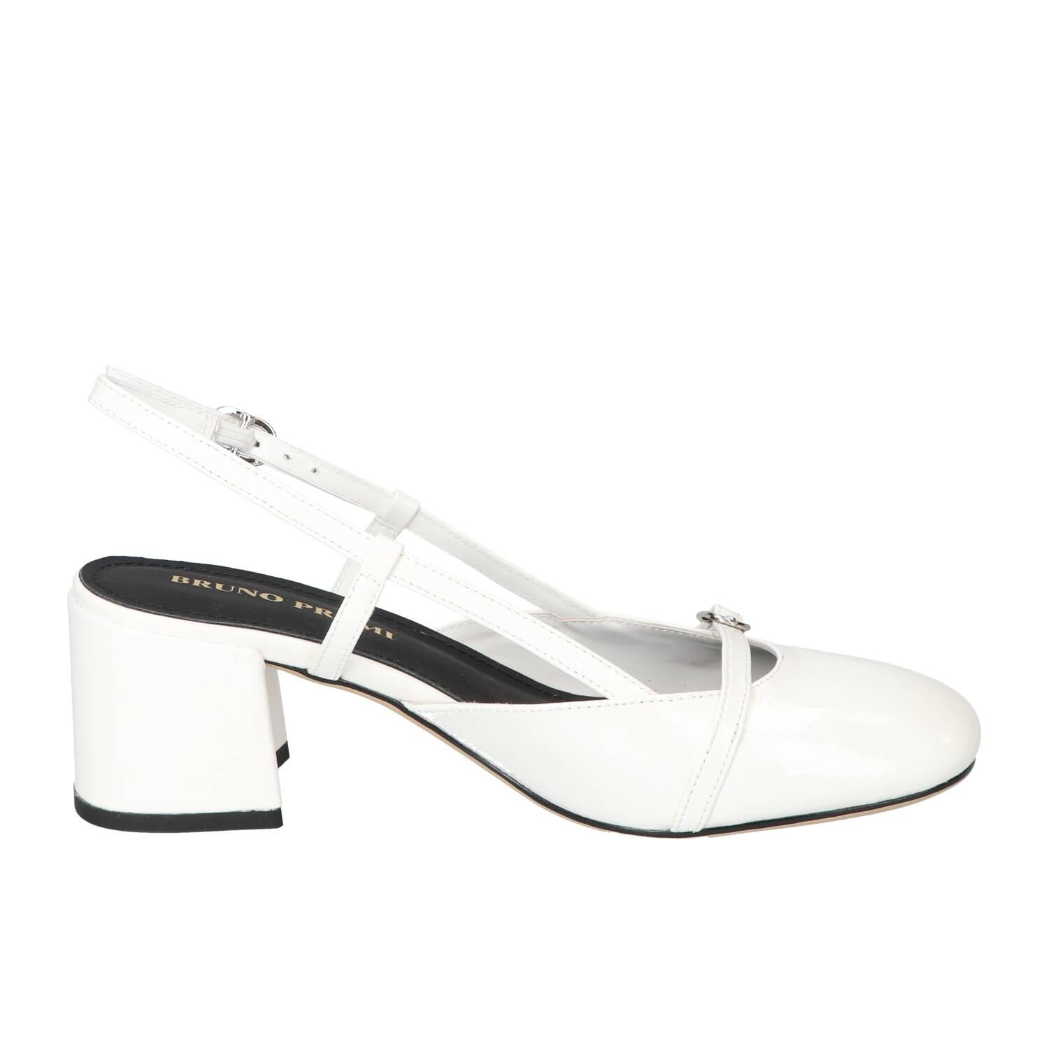 Slingback, Wit