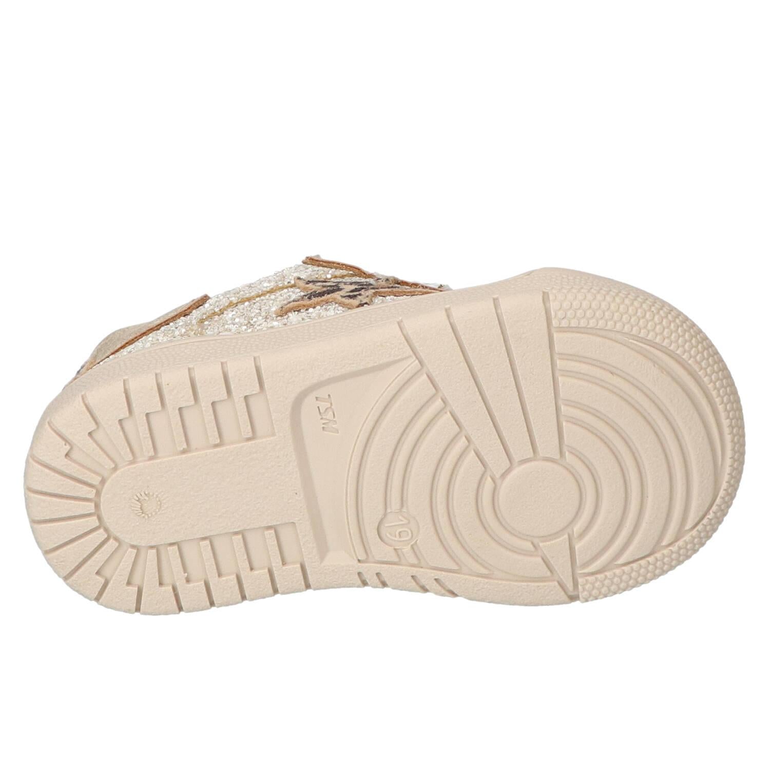 Chaussures à lacets, Doré