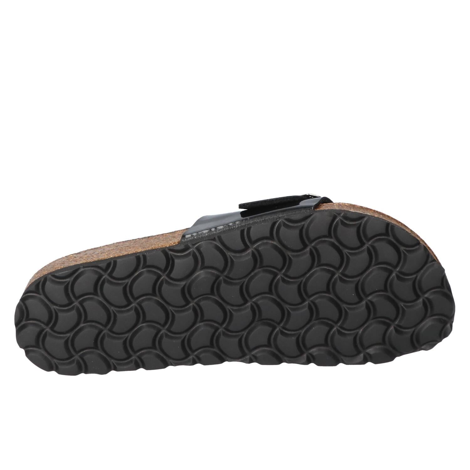 Slippers, Zwart