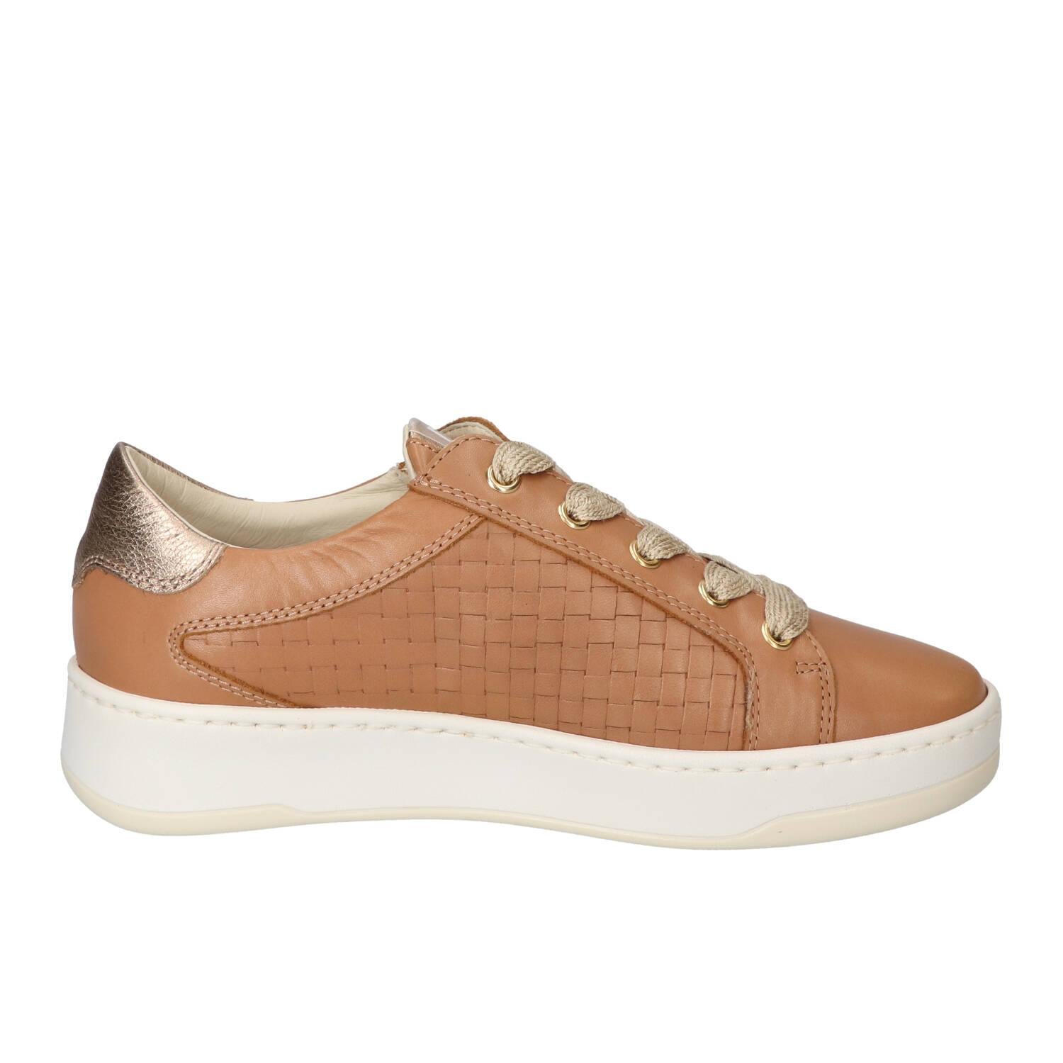 Sneakers, Cognac