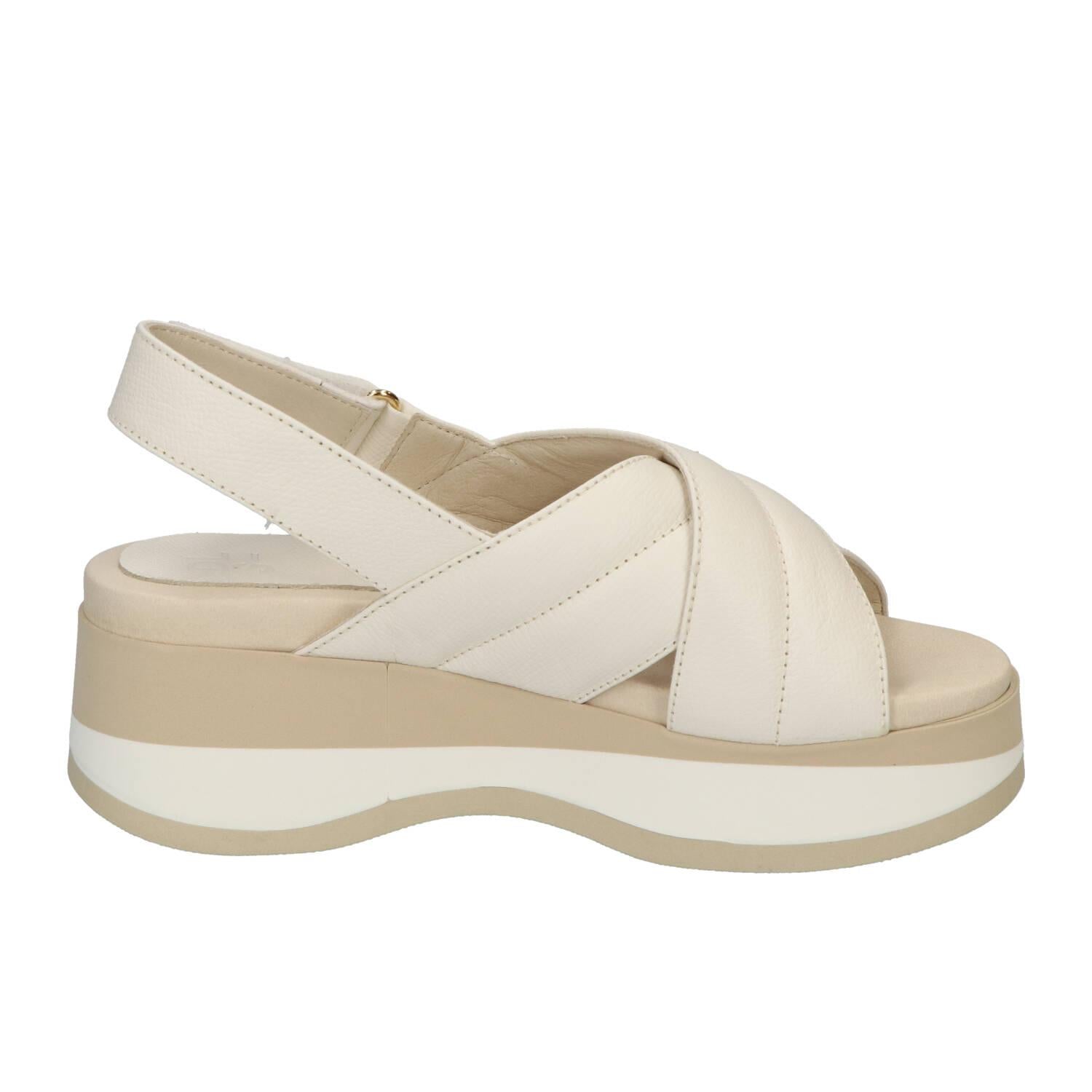 Sandales, blanc cassé