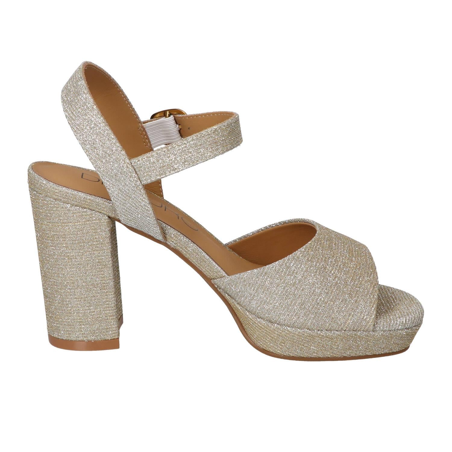 Sandalen, Goud