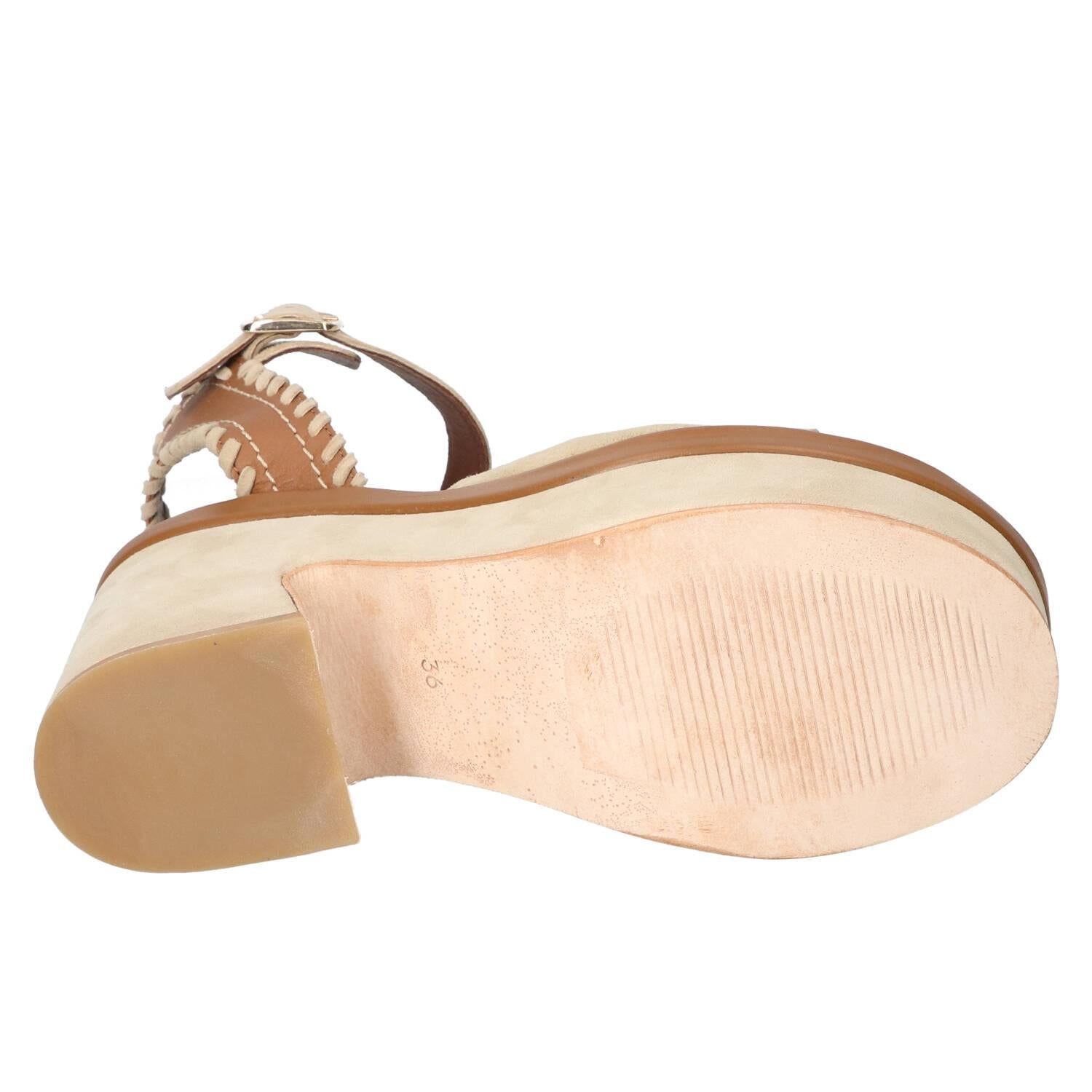 Sandales, beige clair