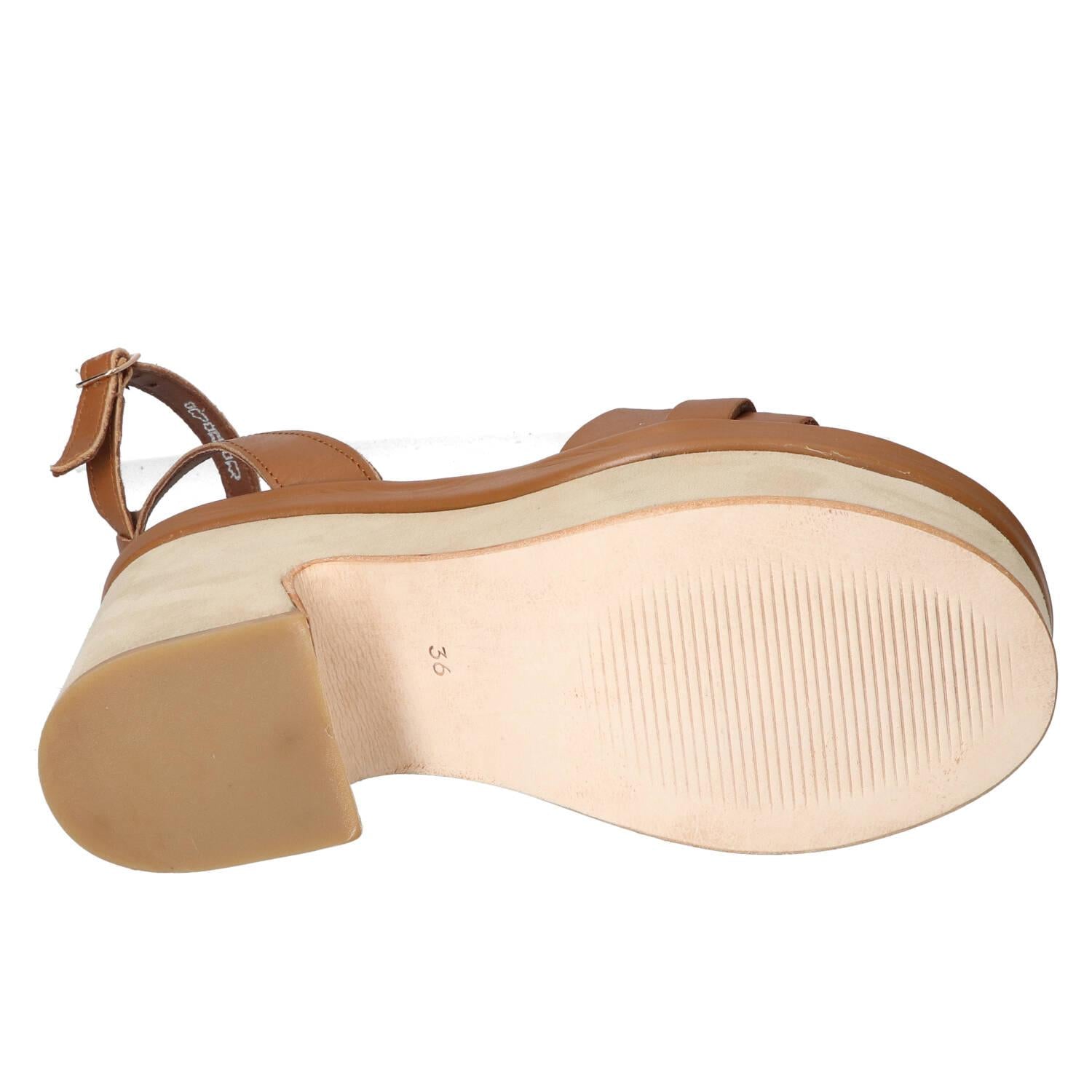 Sandalen, Cognac