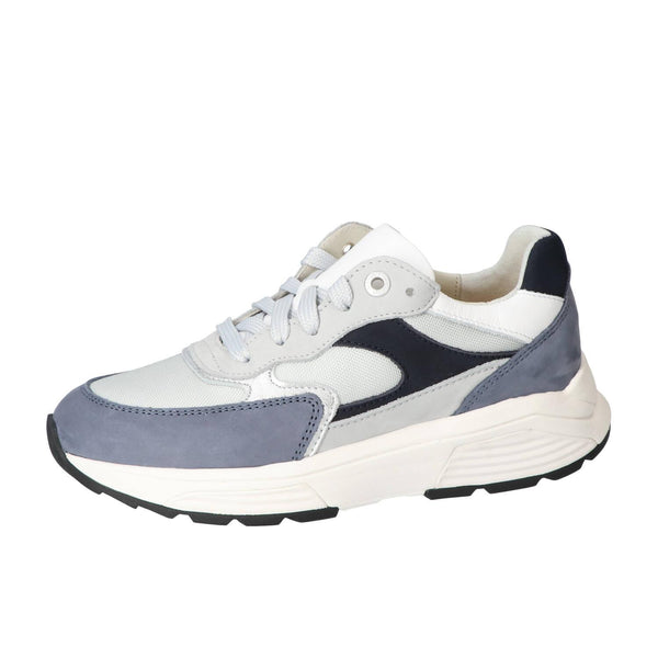Baskets, bleu clair