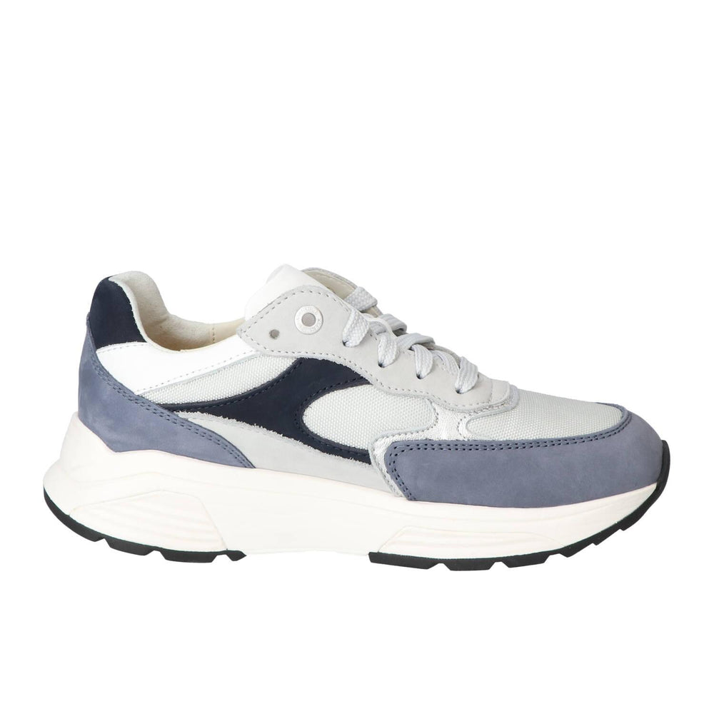 Baskets, bleu clair