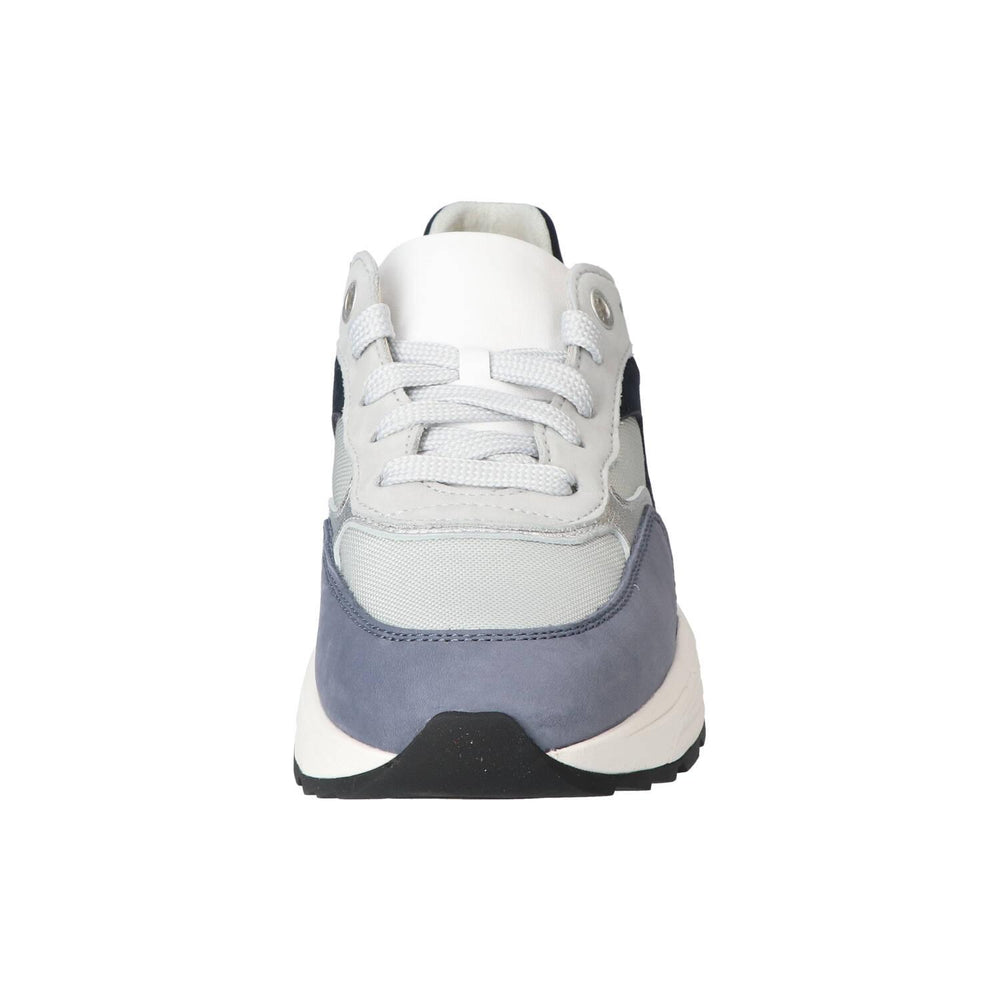 Baskets, bleu clair