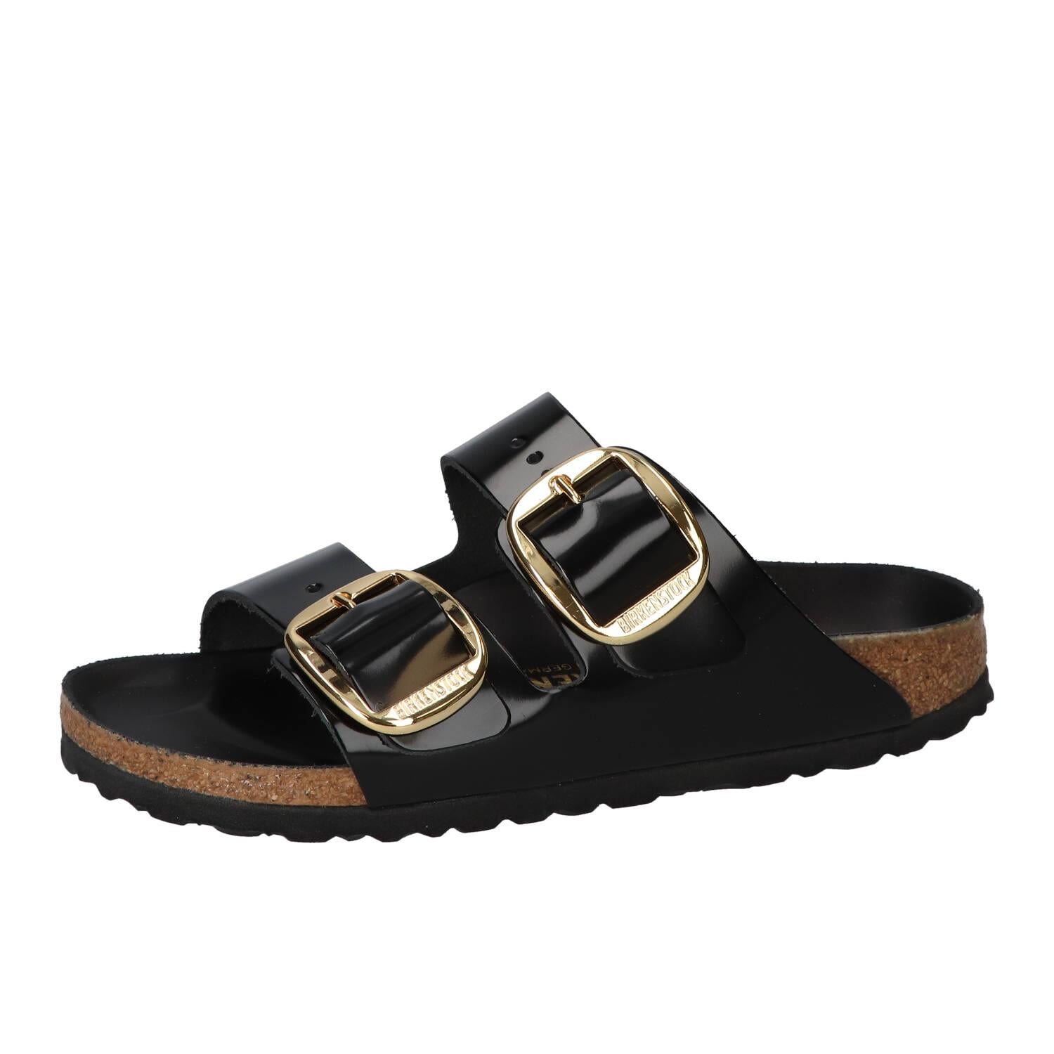 Slippers, Zwart