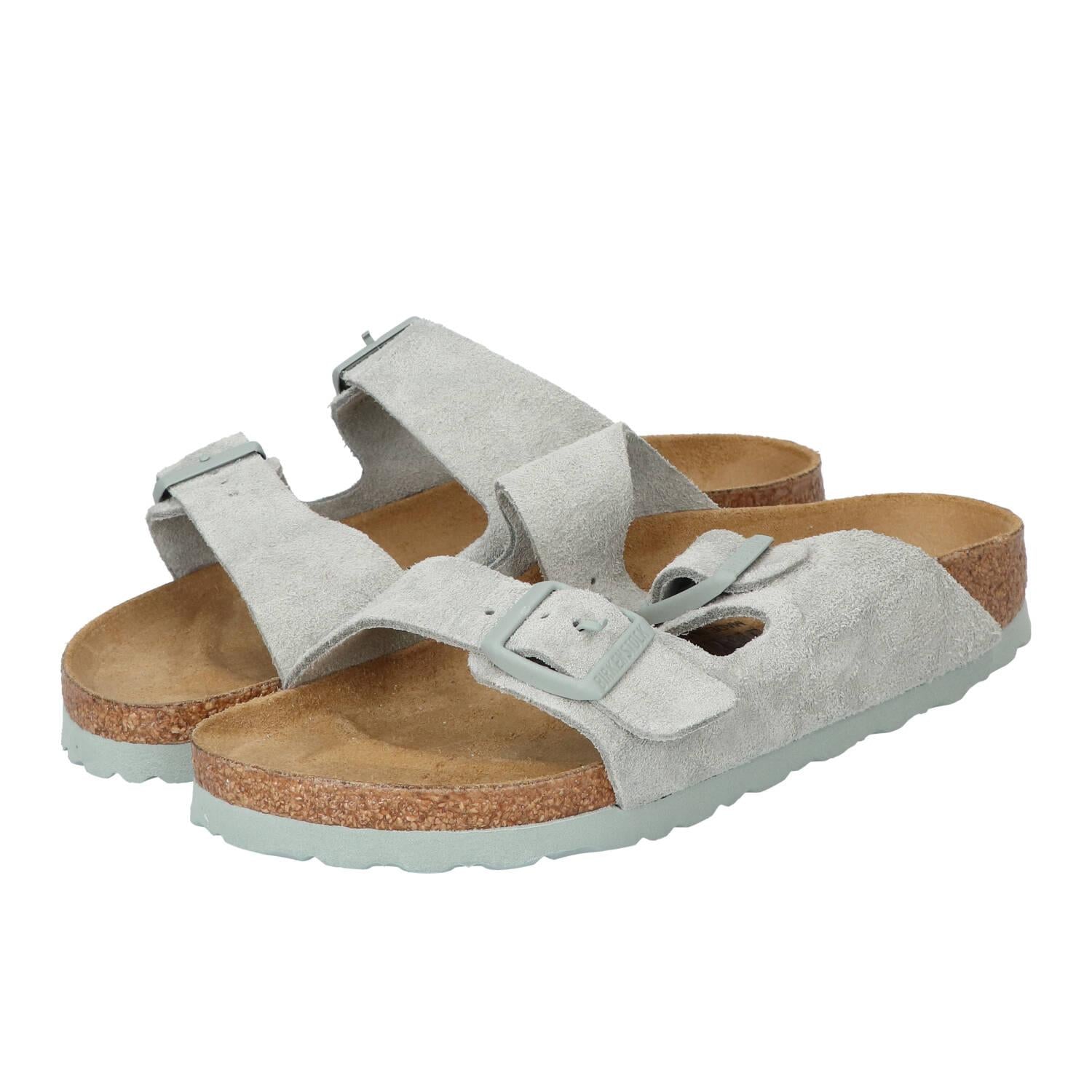Slippers, Lichtblauw