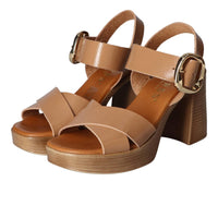 Sandalen, Cognac