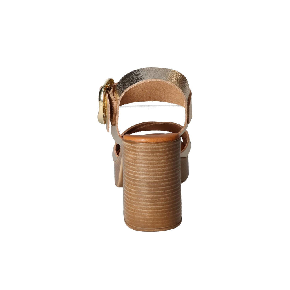 Sandalen, Goud