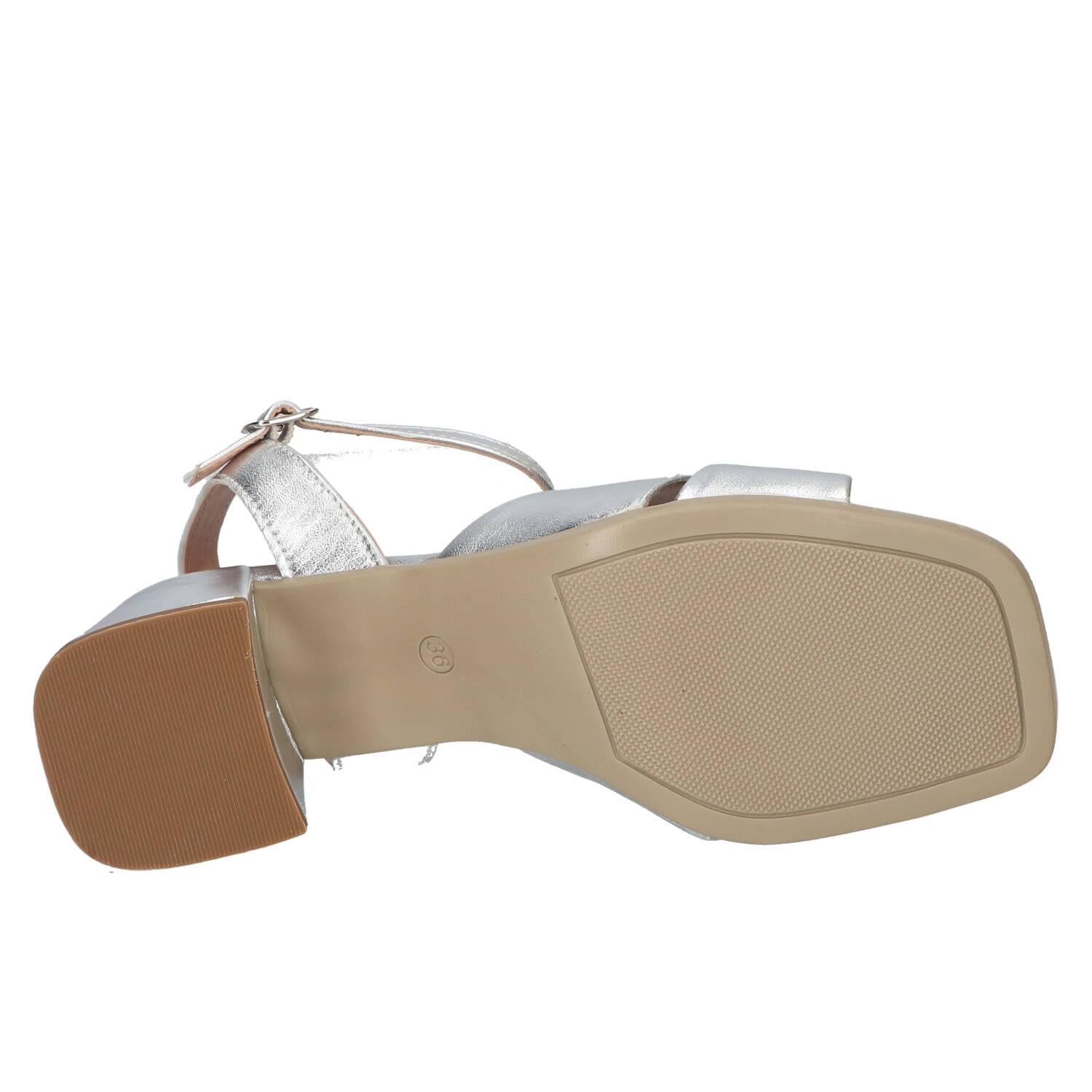 Sandalen, Zilver