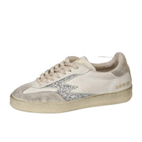 Sneakers, Wit