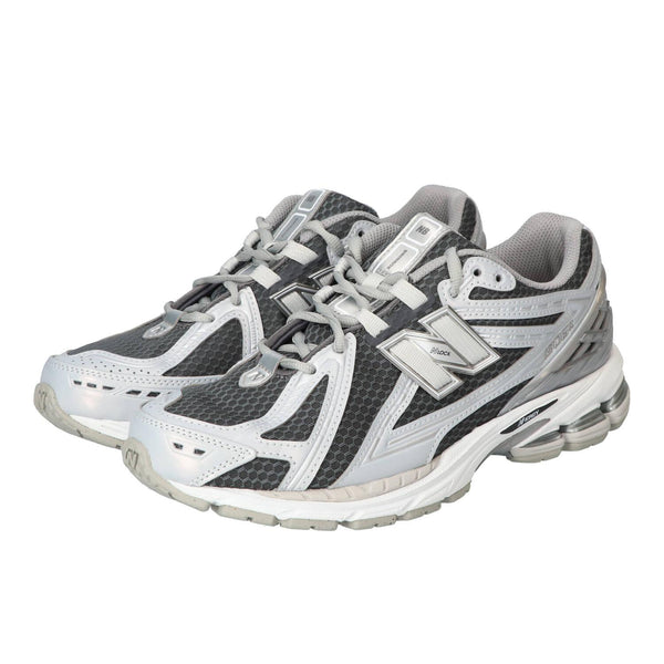 Sneakers, Grijs