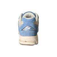Baskets, bleu clair