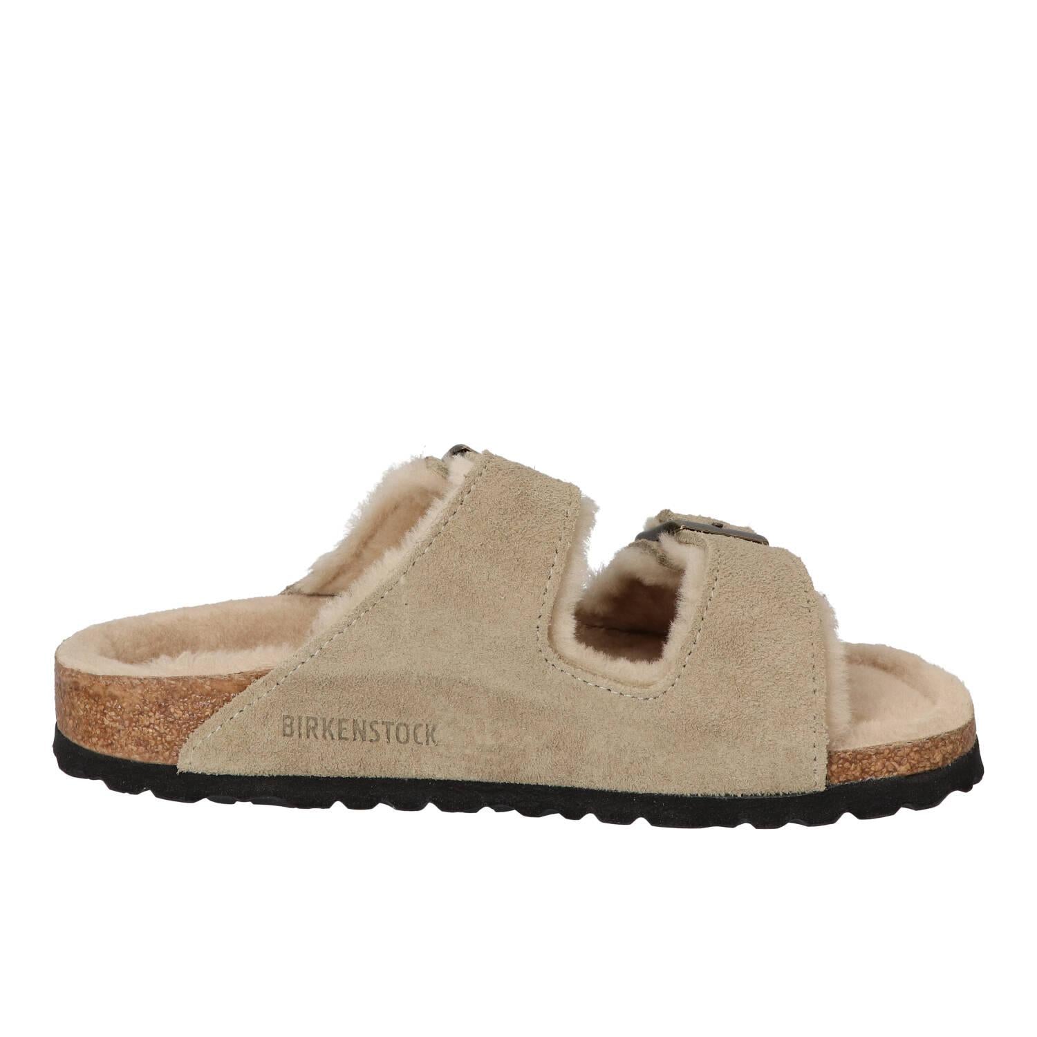 Chaussons, Taupe