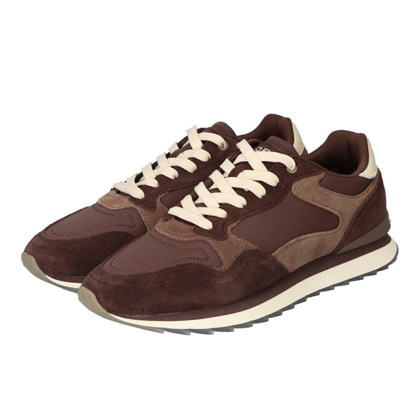Baskets, marron foncé