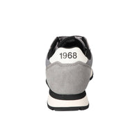 Baskets, gris clair