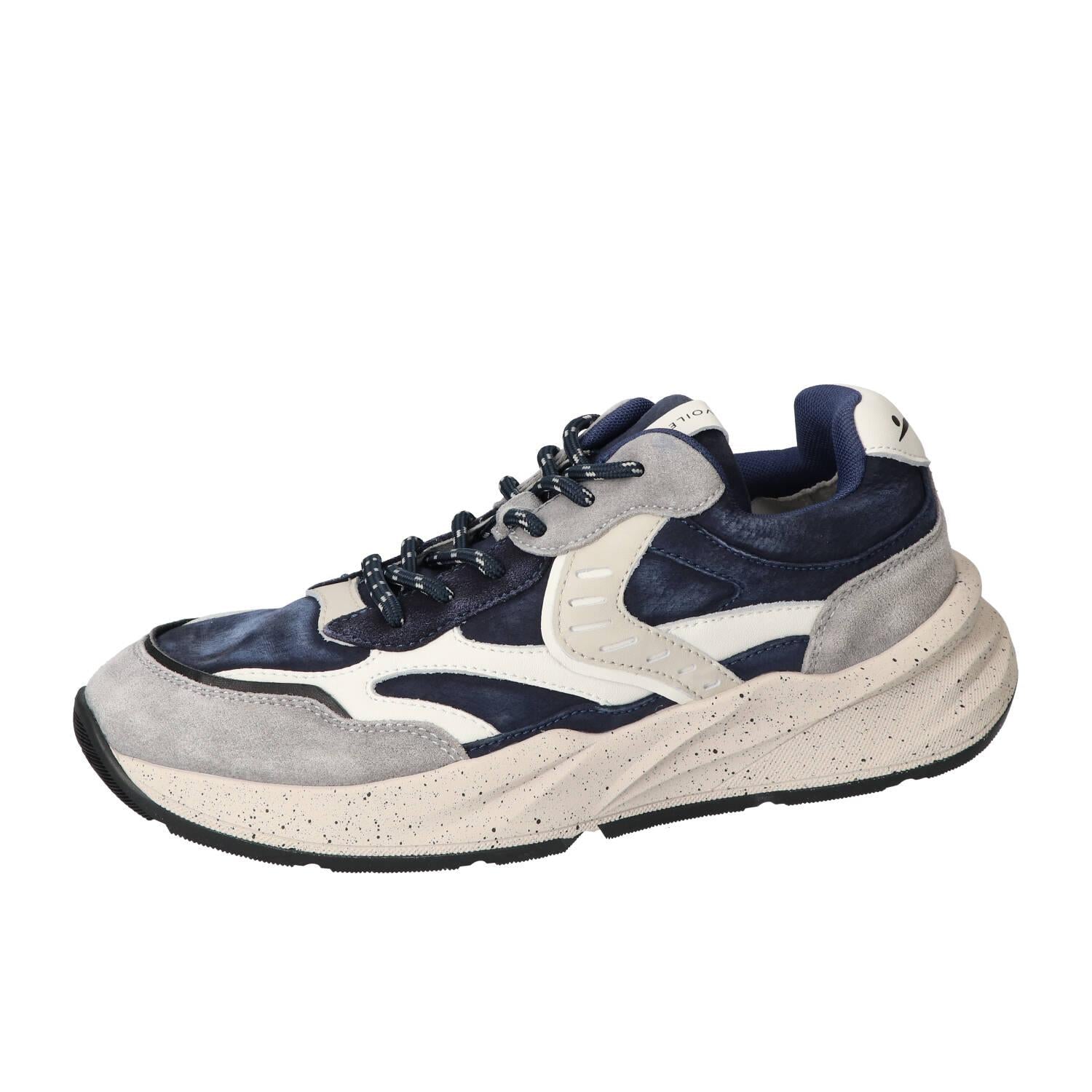 Baskets, gris